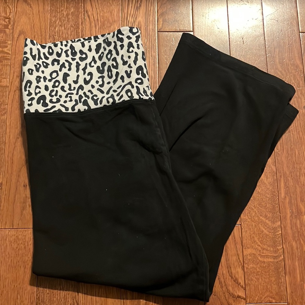 Victoria secret capri yoga pant